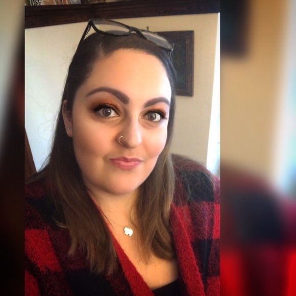 Meet your Posher, Samantha - Picture 5 of 6